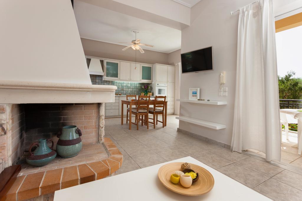 กาลาเทีย Apartment Kypseli ภายนอก รูปภาพ