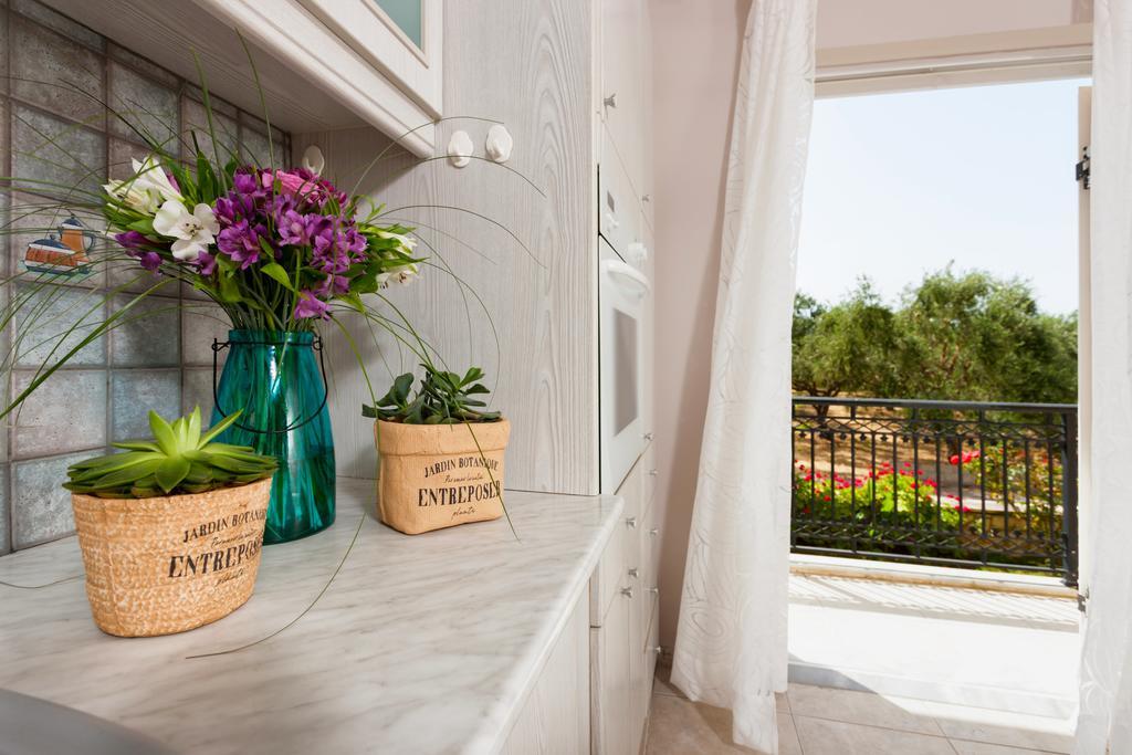 กาลาเทีย Apartment Kypseli ภายนอก รูปภาพ